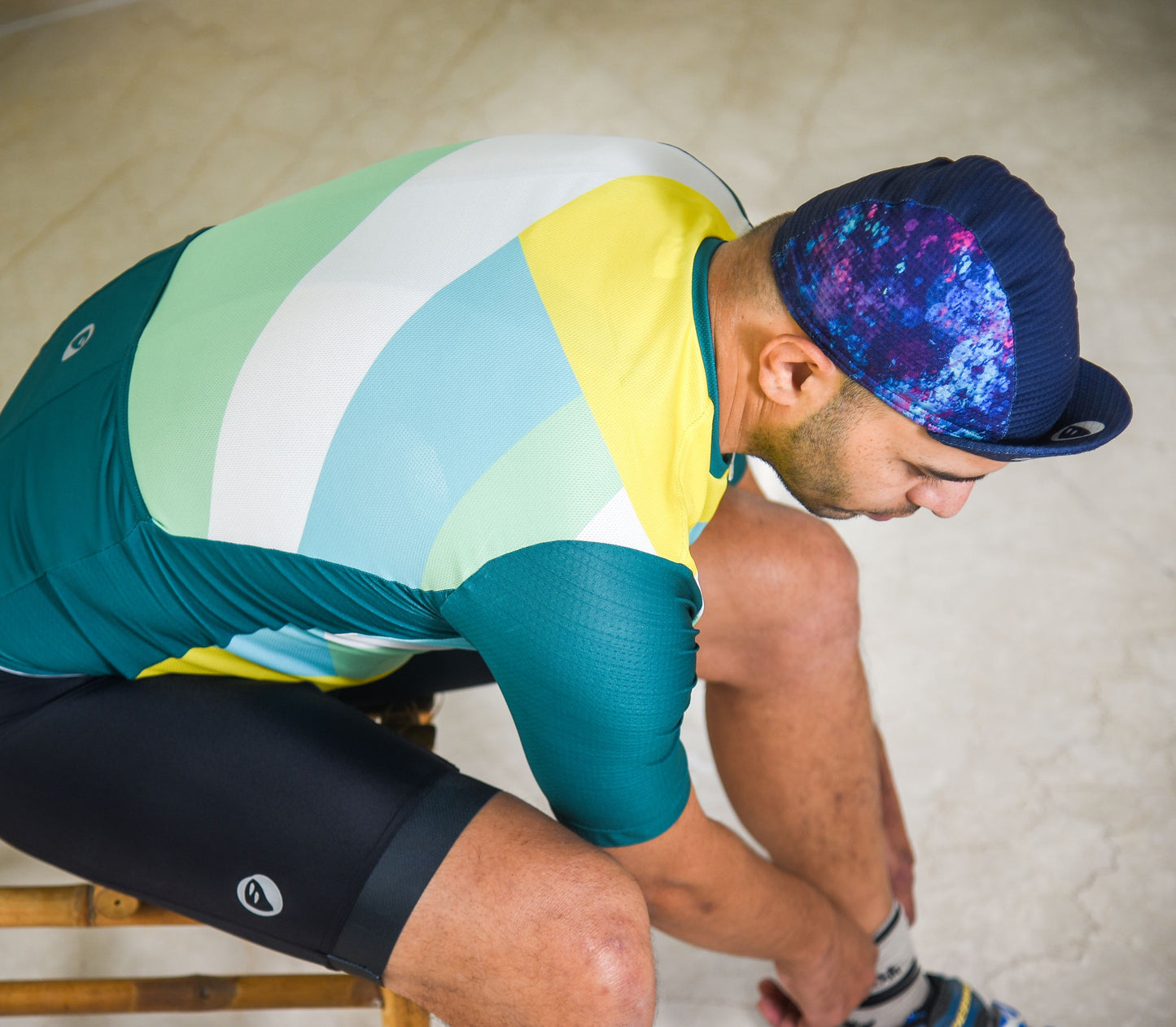 Mens Cycling Jersey | Snug-fit | Breakaway | Spotlight